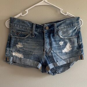 Hollister Distressed Blue Jean Shorts9